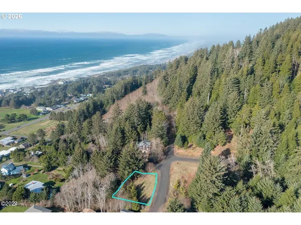 $130,725 | 212 Chief Albert Drive, Yachats, OR 97498