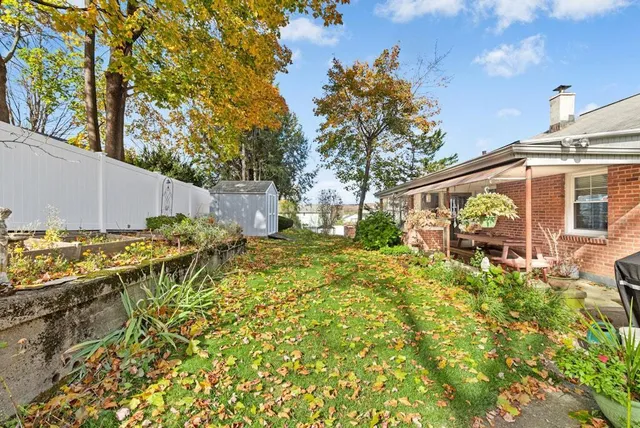 $320,000 | 186 Hubbell Avenue, Waterbury, CT 06708