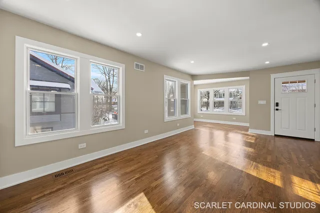 $524,750 | 213 South Yale Avenue, Villa Park, IL 60181