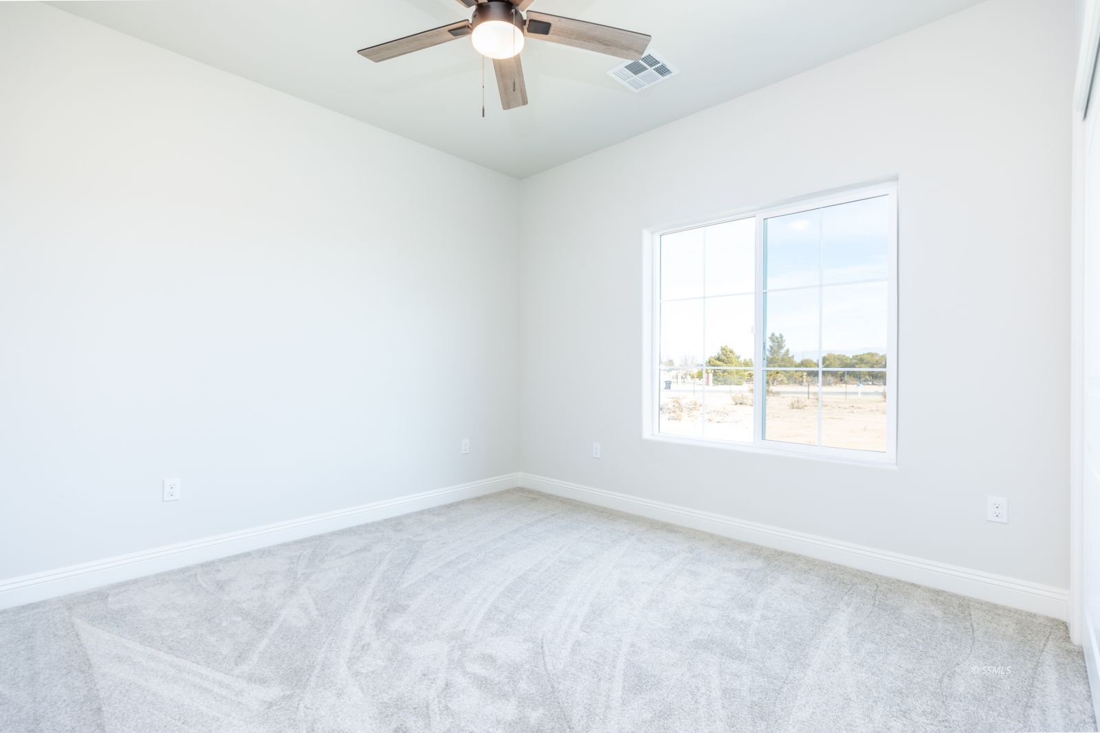 447 North Wildflower Street Ridgecrest, CA 93555 - Photo 20 of 33