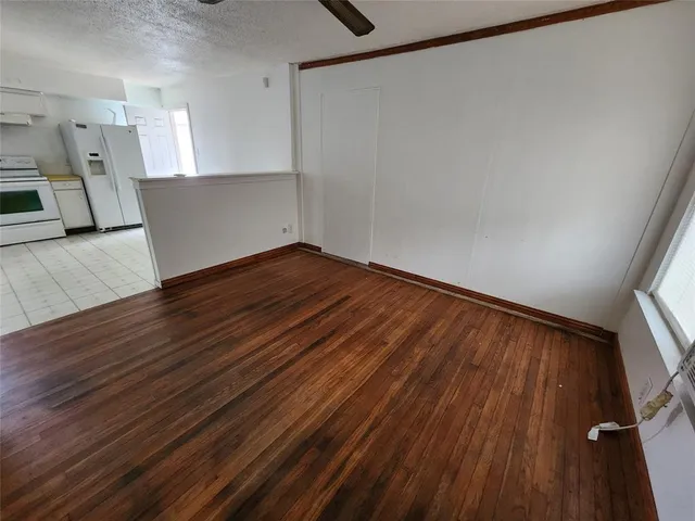 $2,000 | 843 Harbor Drive, Lewisville, TX 75057