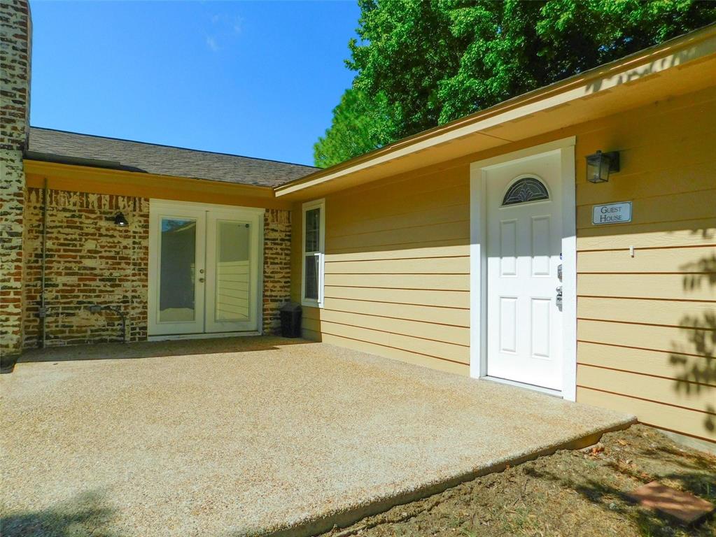 a view of a house with a outdoor space