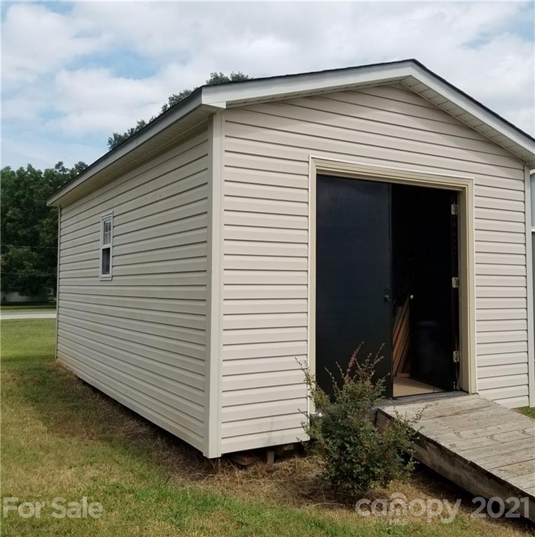 2407 South Ridge Avenue Kannapolis, NC 28083 - Photo 7 of 24 Gallery Image 7