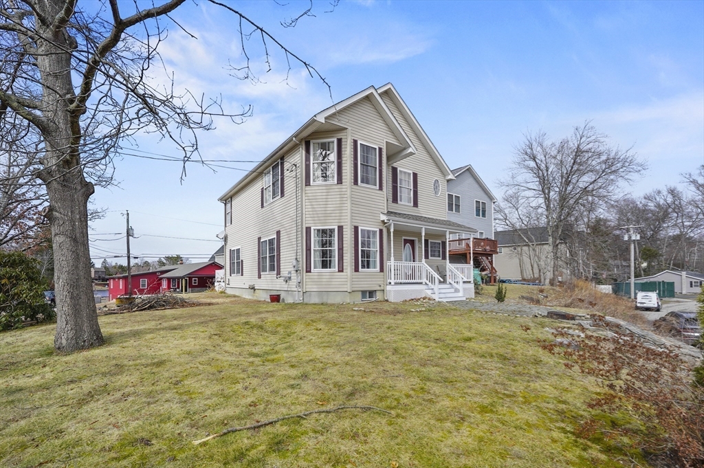 25 Black Point Road Webster, MA 01570 - Photo 2 of 32 Gallery Image 2