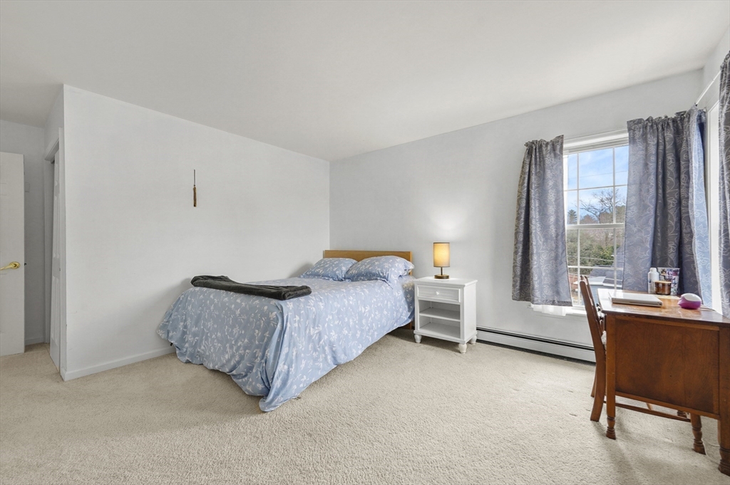 25 Black Point Road Webster, MA 01570 - Photo 21 of 32 Gallery Image 21