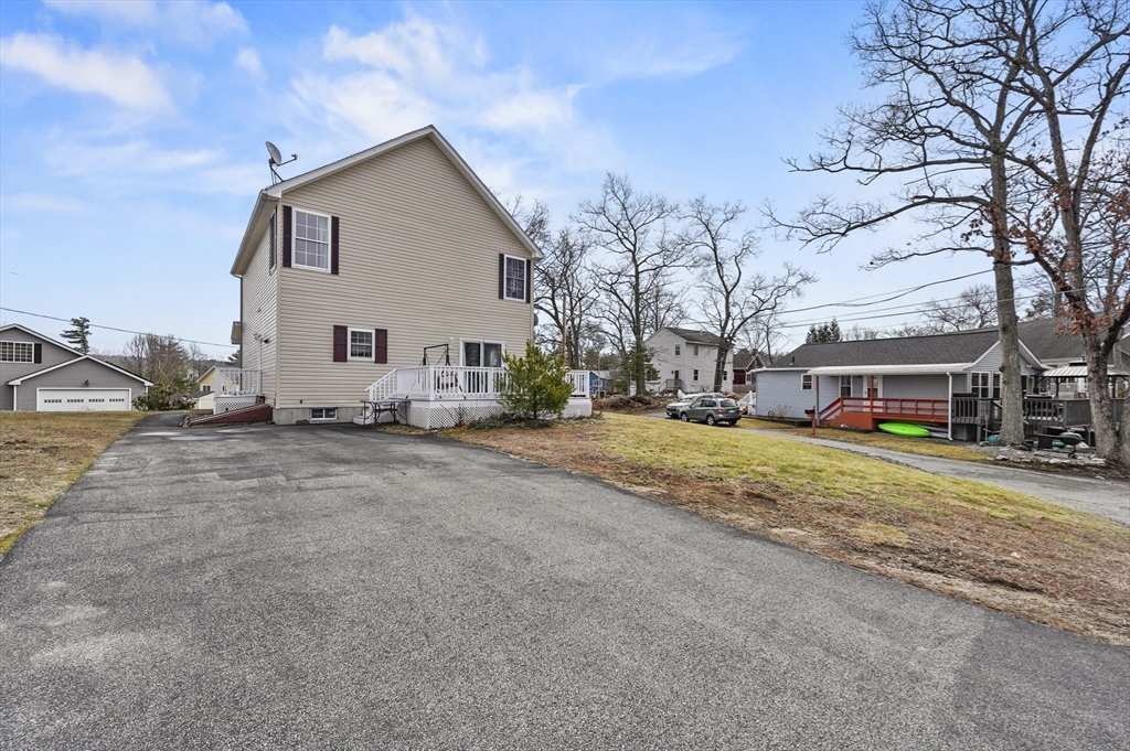 25 Black Point Road Webster, MA 01570 - Photo 27 of 32 Gallery Image 27