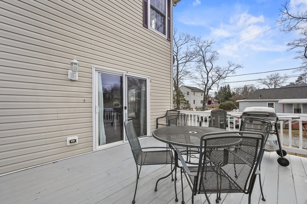 25 Black Point Road Webster, MA 01570 - Photo 29 of 32 Gallery Image 29