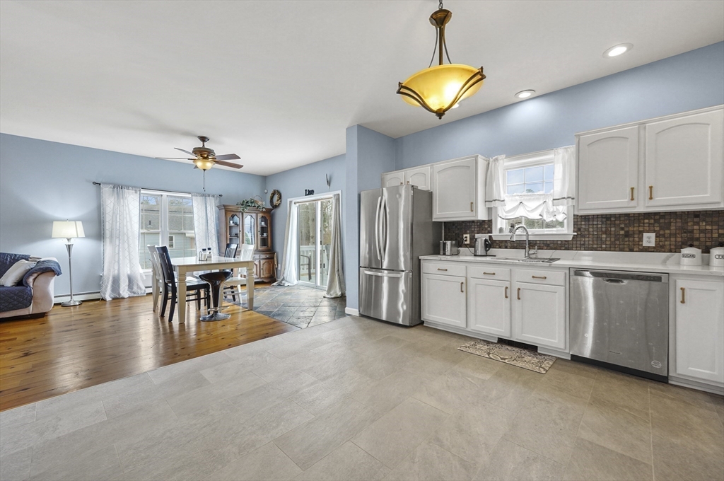 25 Black Point Road Webster, MA 01570 - Photo 8 of 32 Gallery Image 8