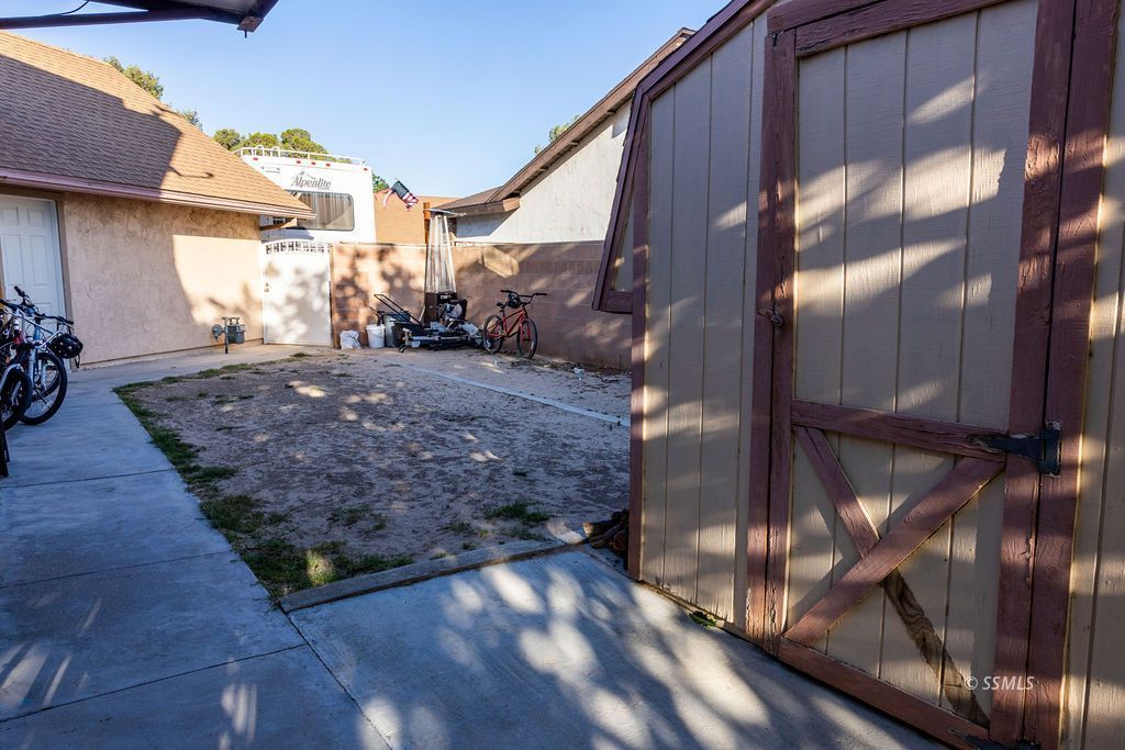 649 Randall Street Ridgecrest, CA 93555 - Photo 47 of 48