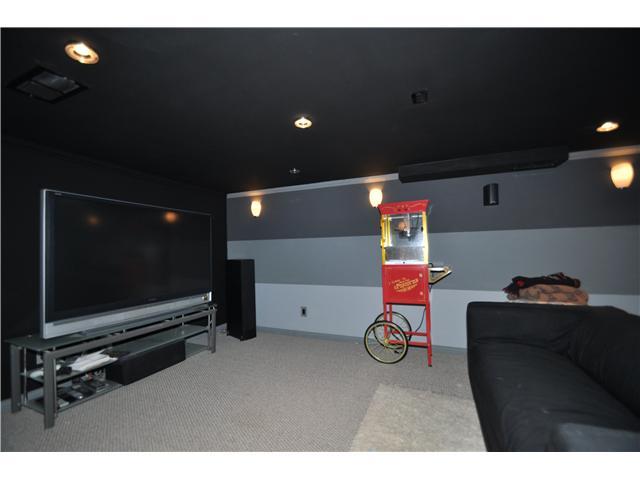 1995 Zollinger Road Columbus, OH 43221 - Photo 16 of 18 Gallery Image 16