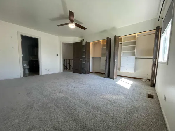 $2,250 | 211 East Oneida Avenue, Unit G, Bartlett, IL 60103