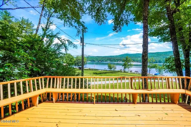 $599,000 | 9 Chippewa Loop, Horicon, NY 12815