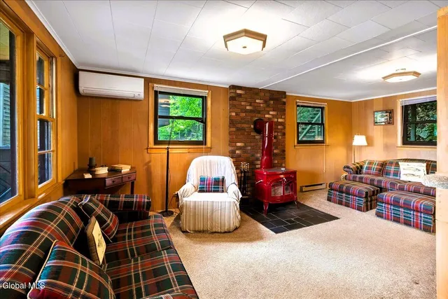 $599,000 | 9 Chippewa Loop, Horicon, NY 12815