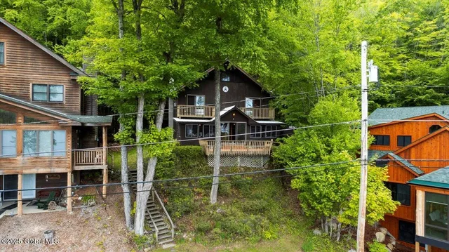 $599,000 | 9 Chippewa Loop, Horicon, NY 12815