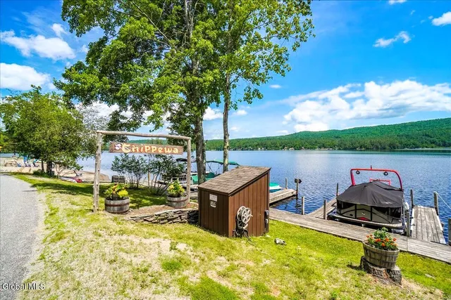 $599,000 | 9 Chippewa Loop, Horicon, NY 12815