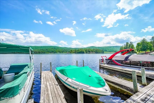 $599,000 | 9 Chippewa Loop, Horicon, NY 12815