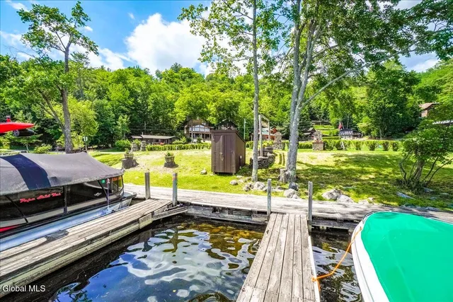 $599,000 | 9 Chippewa Loop, Horicon, NY 12815