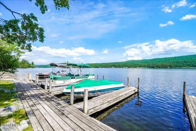 $599,000 | 9 Chippewa Loop, Horicon, NY 12815