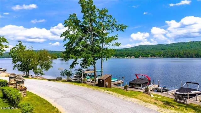 $599,000 | 9 Chippewa Loop, Horicon, NY 12815