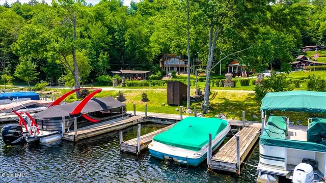 $599,000 | 9 Chippewa Loop, Horicon, NY 12815