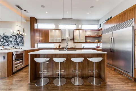 $1,799,500 | 6536 Lake Cir Drive, Dallas, TX 75214