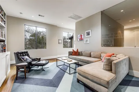 $1,799,500 | 6536 Lake Cir Drive, Dallas, TX 75214