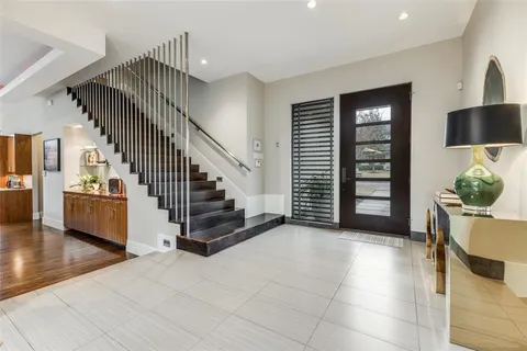 $1,799,500 | 6536 Lake Cir Drive, Dallas, TX 75214