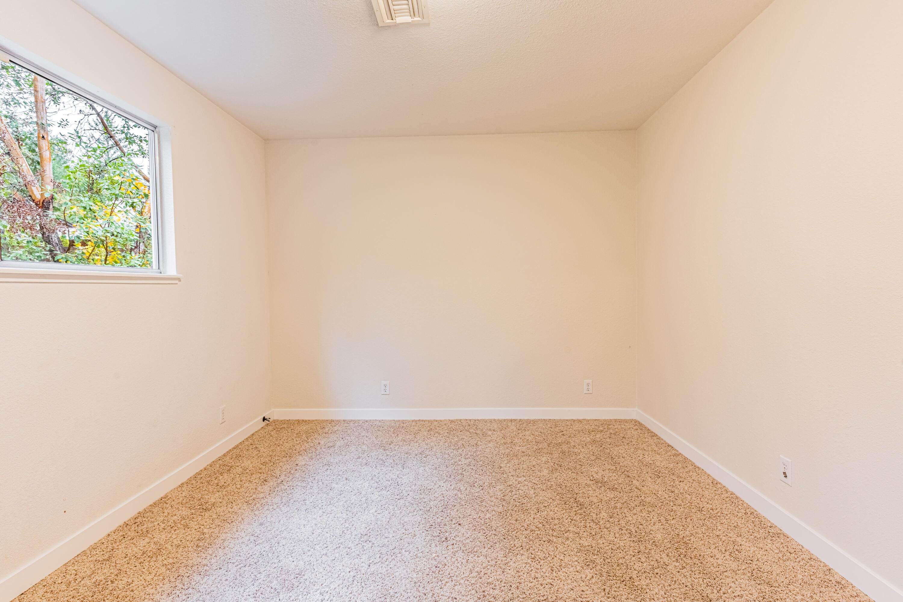 111 Marble Mountain Road Grants Pass, OR 97527 - Photo 13 of 45 13