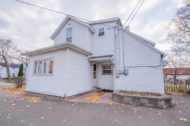 $195,000 | 503 North Dewey Street, Eau Claire, WI 54703