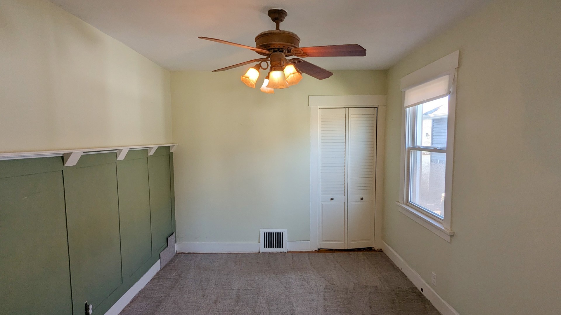 2008 44th Street Rock Island, IL 61201 - Photo 11 of 20