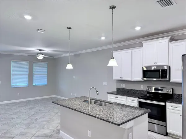 $2,500 | 18741 Noble Caspian Drive, Lutz, FL 33558