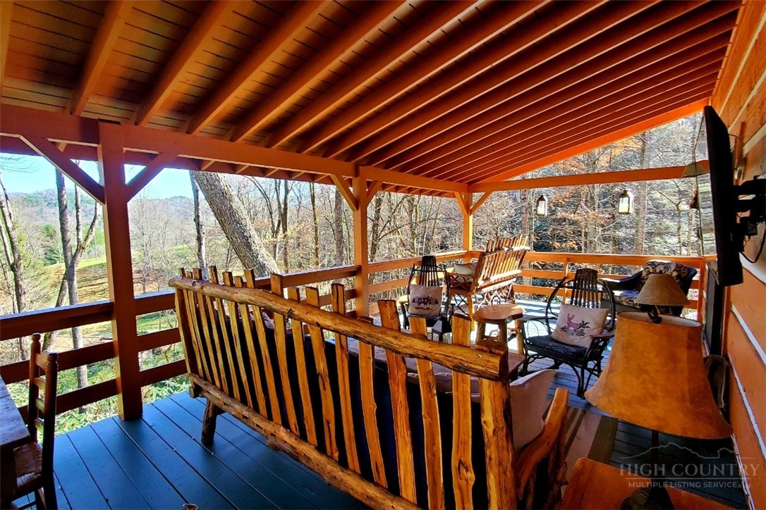 270 Bentley Road Sugar Grove, NC 28679 - Photo 5 of 47