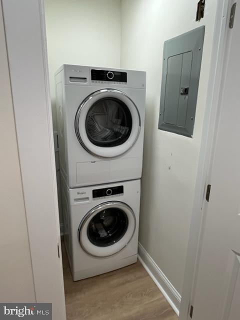 150 West Barre Street, Unit R 25 Baltimore, MD 21201 - Photo 13 of 15 washer/dryer in unit