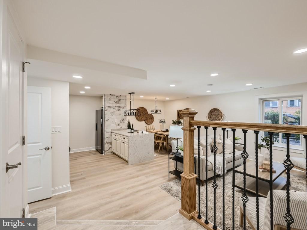150 West Barre Street, Unit R 25 Baltimore, MD 21201 - Photo 2 of 15 Beautiful living space