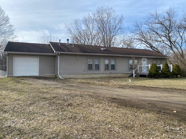 8263 North Vassar Road Mount Morris, MI 48458 - Photo 1 of 16