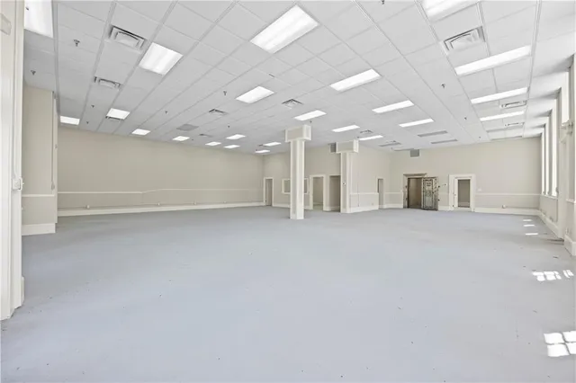 $8,500 | 100 North Broad Street, Monroe, GA 30655