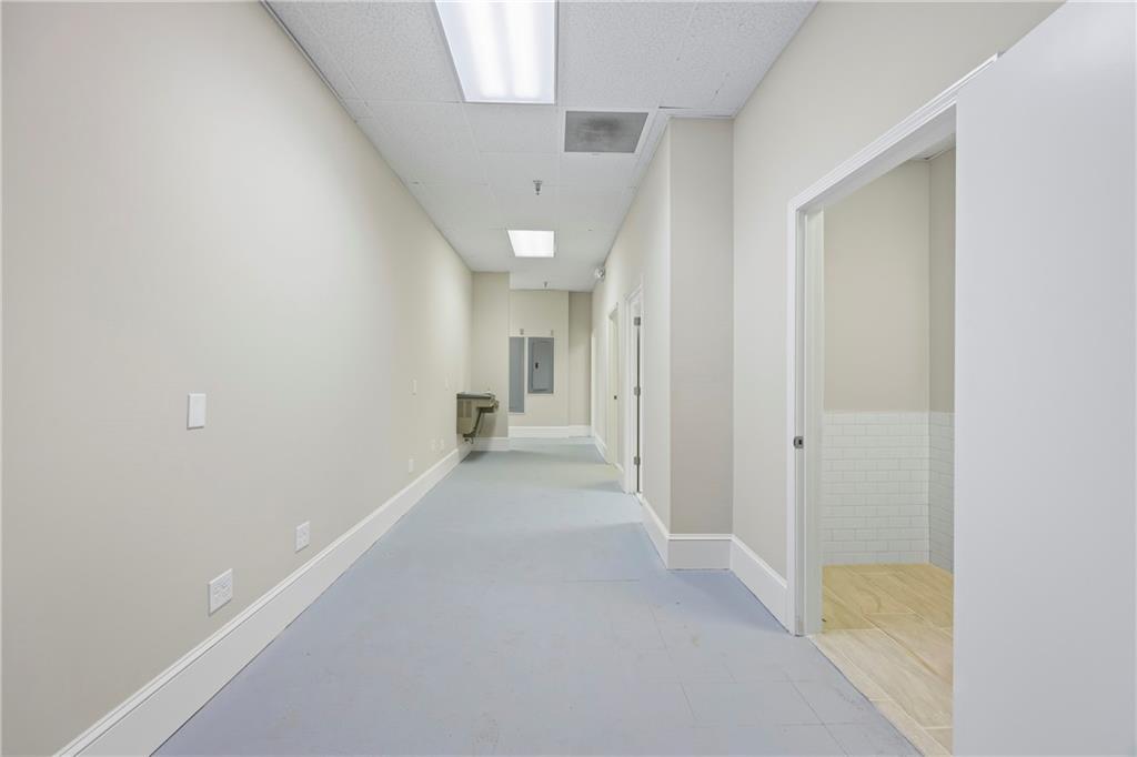 100 North Broad Street Monroe, GA 30655 - Photo 31 of 45