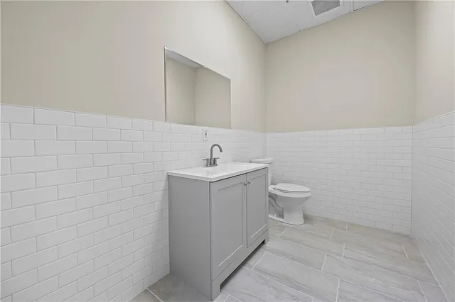 $8,500 | 100 North Broad Street, Monroe, GA 30655