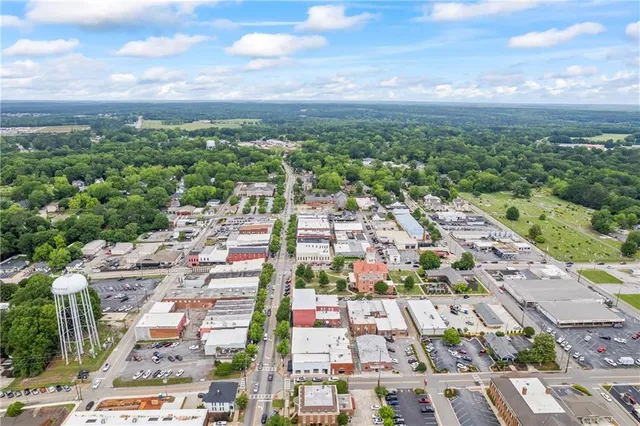 $8,500 | 100 North Broad Street, Monroe, GA 30655