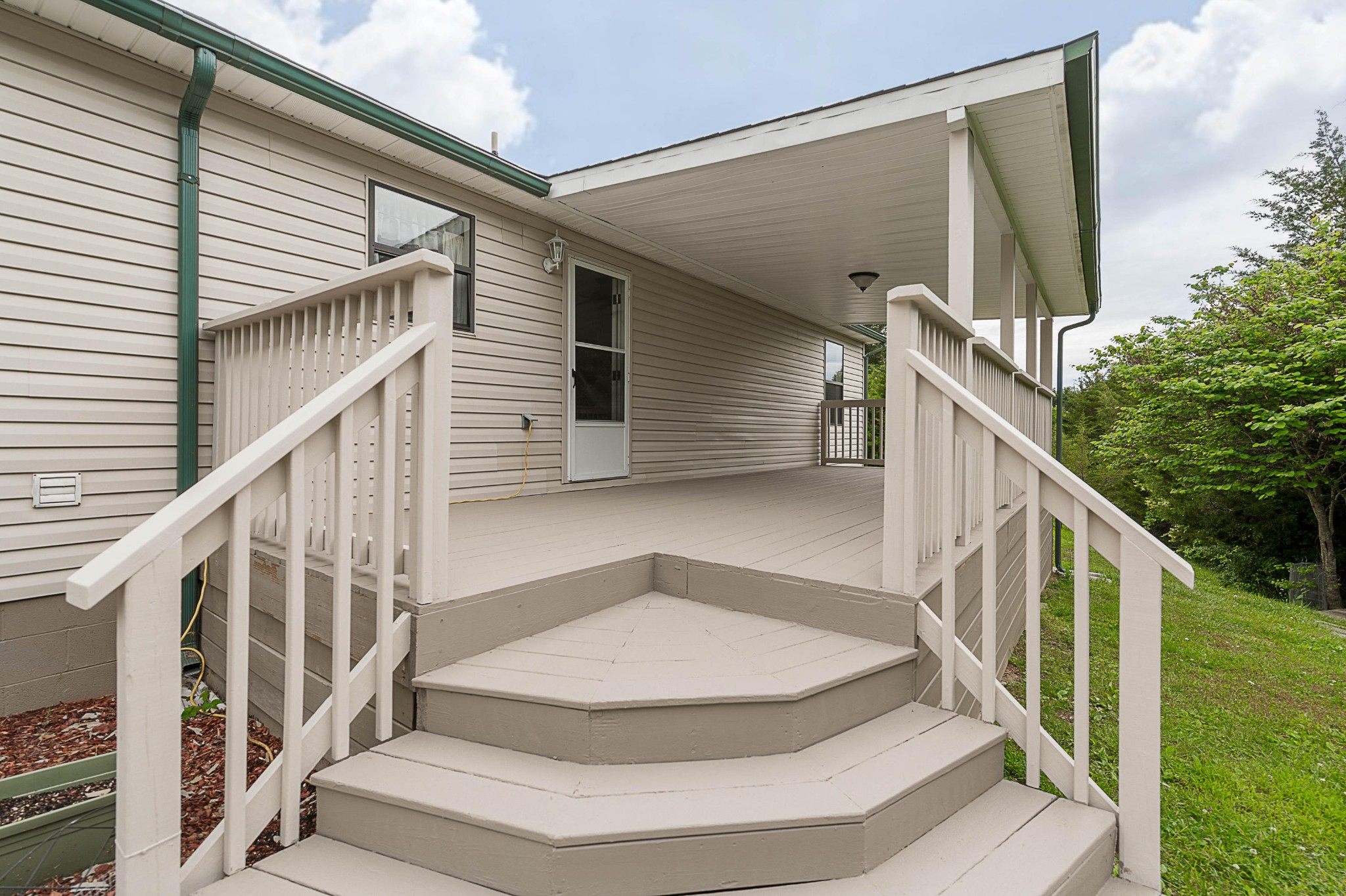 4034 Douglas Dam Road Kodak, TN 37764 - Photo 12 of 19 a view of entryway