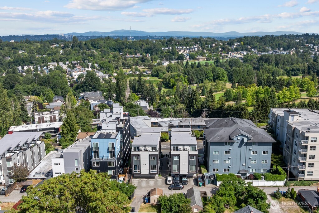 3104 Southwest Avalon Way, Unit F Seattle, WA 98126 - Photo 18 of 21