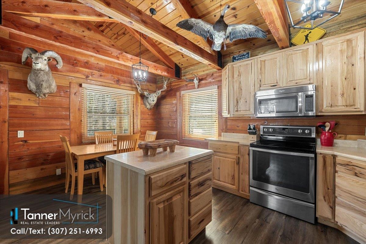 2125 Hogadon Road Casper, WY 82601 - Photo 21 of 33