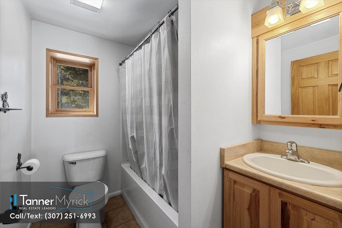 2125 Hogadon Road Casper, WY 82601 - Photo 23 of 33