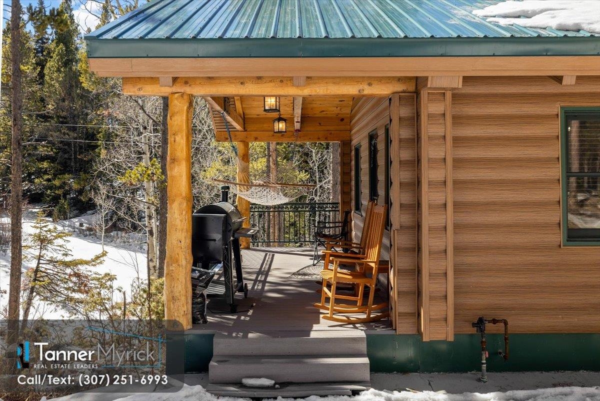 2125 Hogadon Road Casper, WY 82601 - Photo 6 of 33