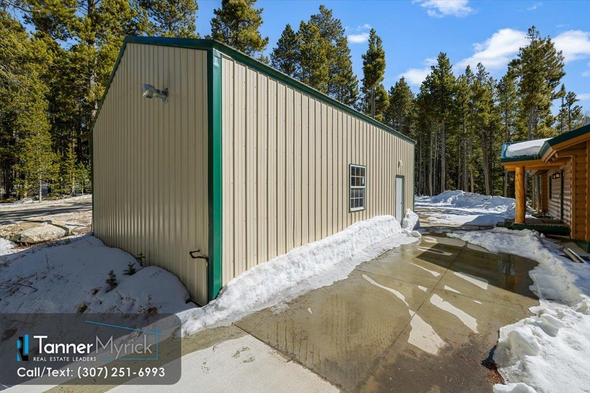 2125 Hogadon Road Casper, WY 82601 - Photo 9 of 33