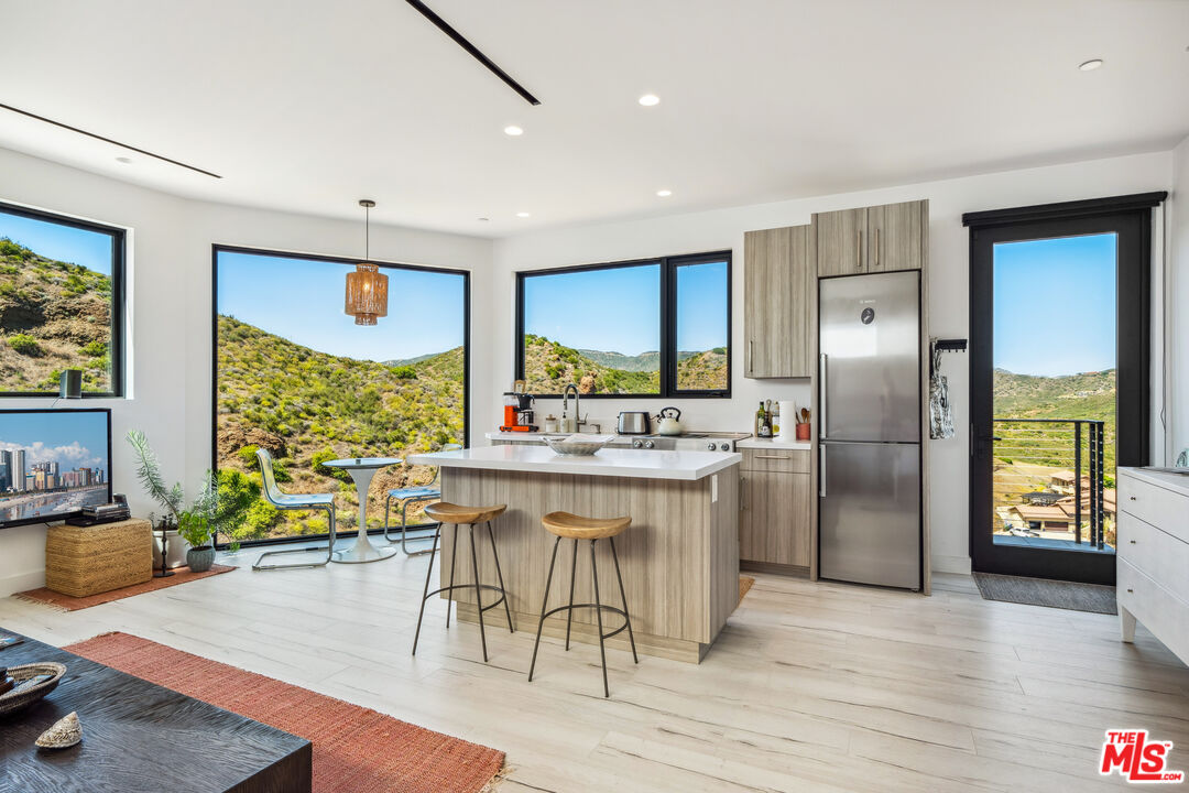 33433 Decker School Road Malibu, CA 90265 - Photo 42 of 53