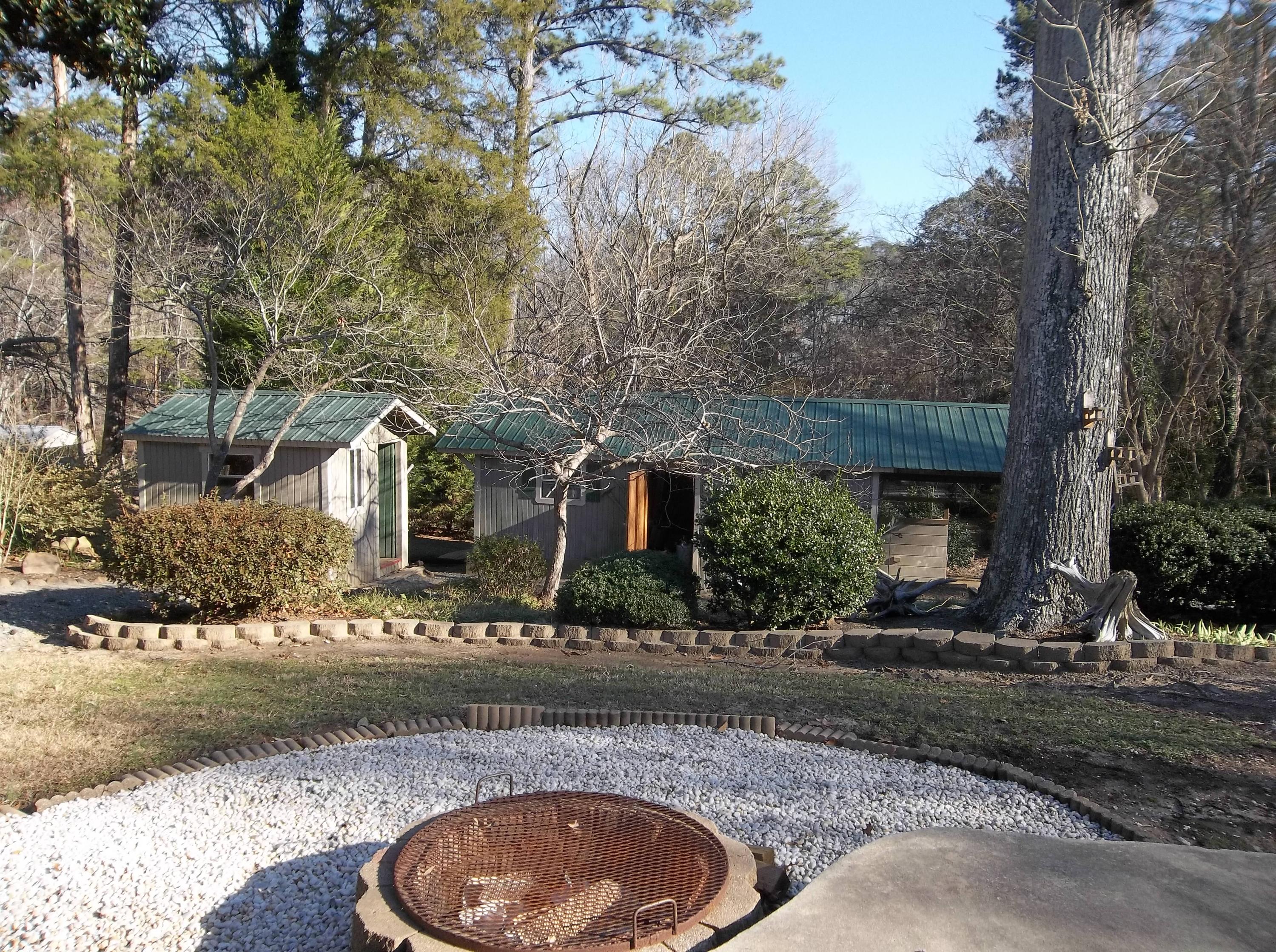 160 North Rockingham Street Robbins, NC 27325 - Photo 6 of 22 Paul McNeill 017