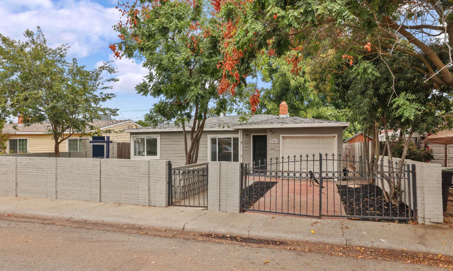 1771 Del Rio Drive Stockton, CA 95204 - Photo 1 of 32 Gallery Image 1