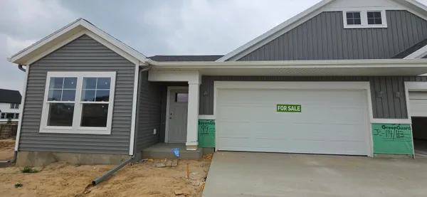 $390,000 | 99 Fireside Drive Southwest, Unit 14, Grand Rapids, MI 49534