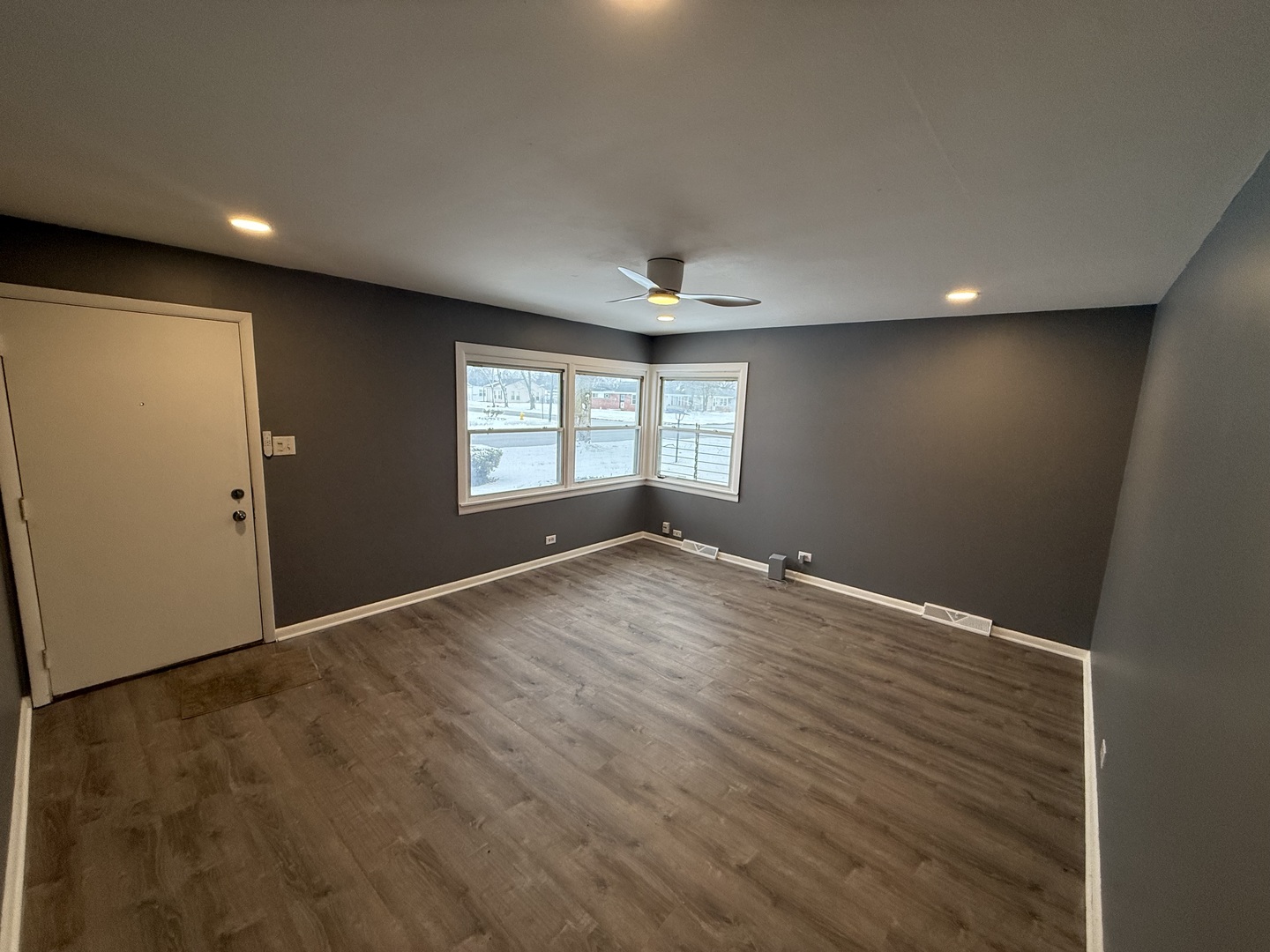 1945 West 163rd Street Markham, IL 60428 - Photo 2 of 17